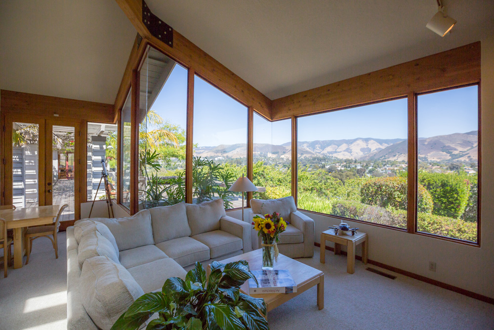 Aerial real estate photo of an Arroyo Grande property