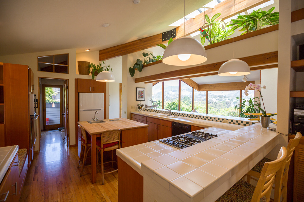 Aerial real estate photo of an Atascadero property